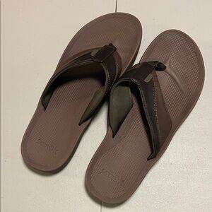Sanuk Brown Sandals, Men’s size 13, like new!